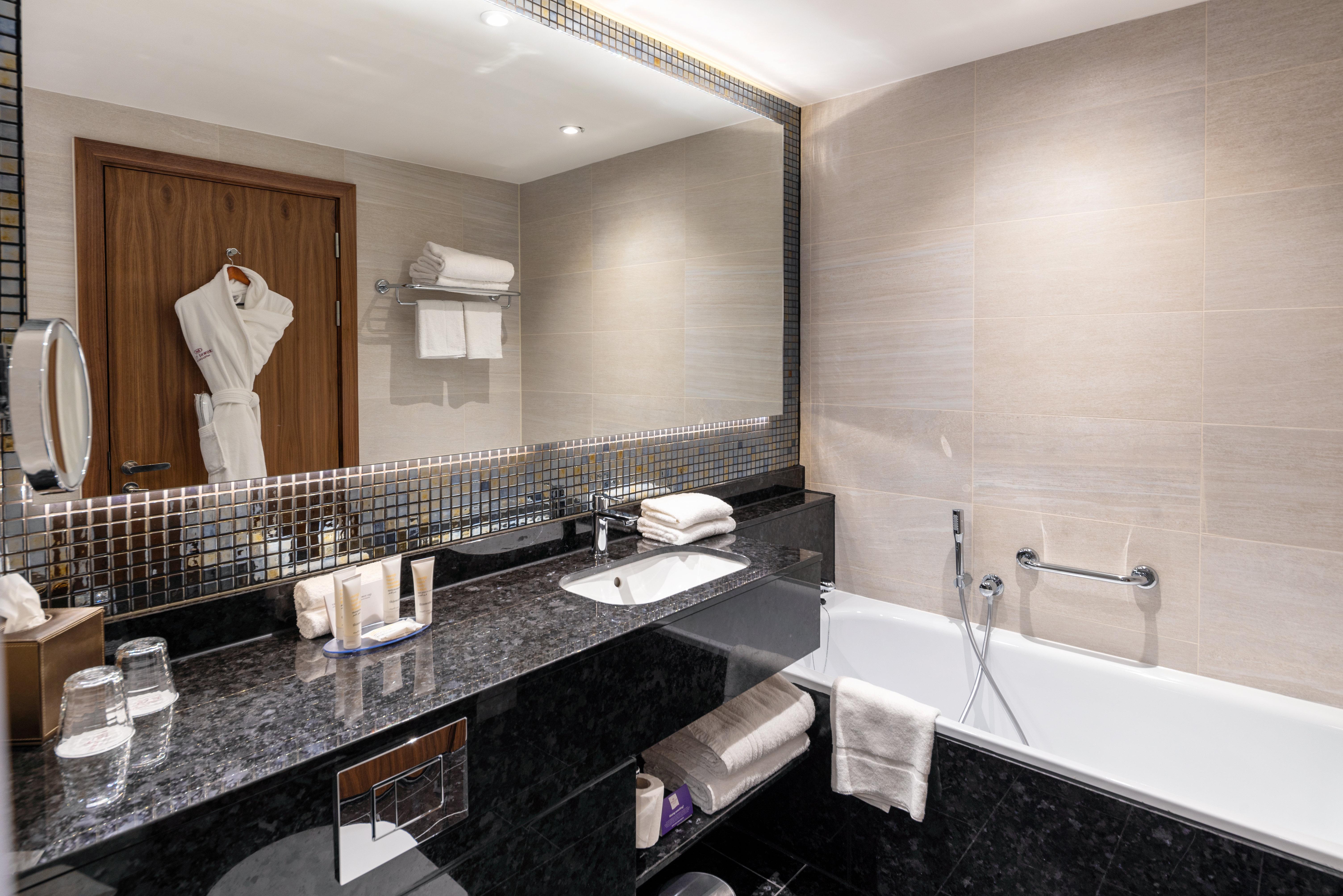 Hotel Crowne Plaza London Heathrow T4 By Ihg Hillingdon Exteriér fotografie