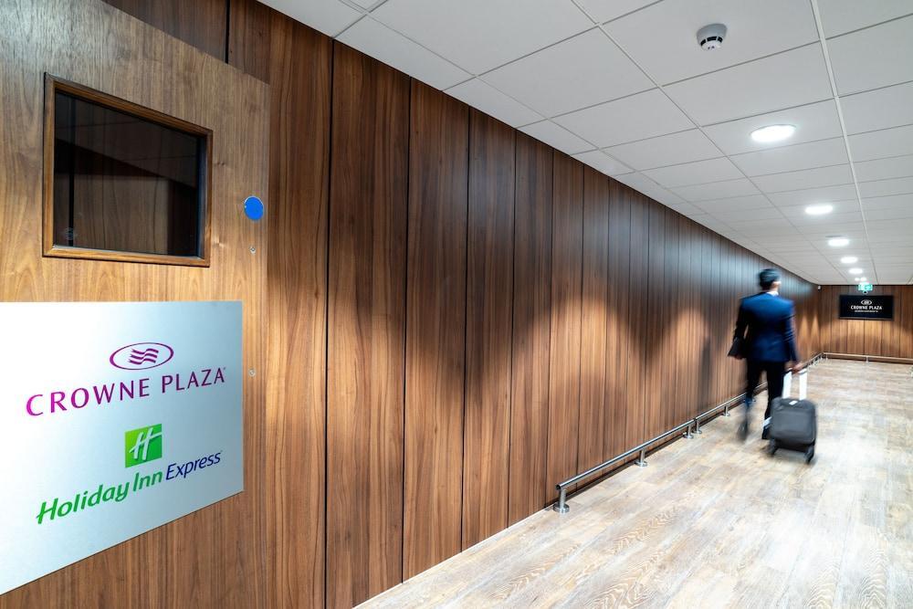 Hotel Crowne Plaza London Heathrow T4 By Ihg Hillingdon Exteriér fotografie